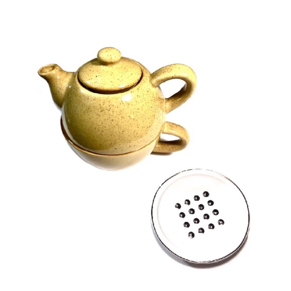 New Pier 1 Stackable Stoneware Teapot & Cup Set - Picture 6 of 8